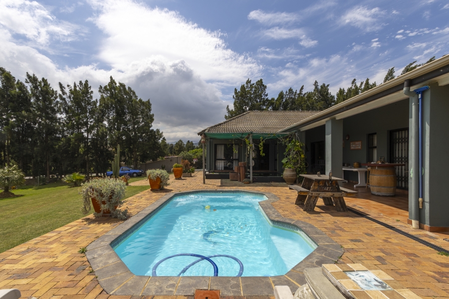 4 Bedroom Property for Sale in Firlands Western Cape